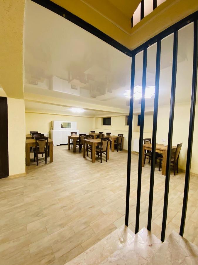 Hotel Sunrise Kutaisi Exterior photo