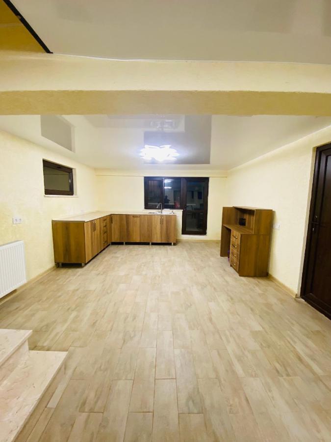 Hotel Sunrise Kutaisi Exterior photo