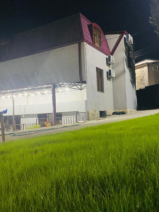 Hotel Sunrise Kutaisi Exterior photo
